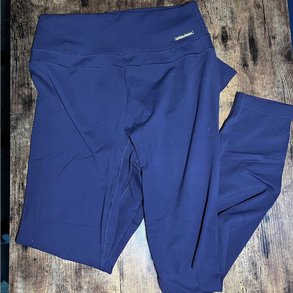 WHITNEY SIMMONS GYMSHARK LEGGINGS